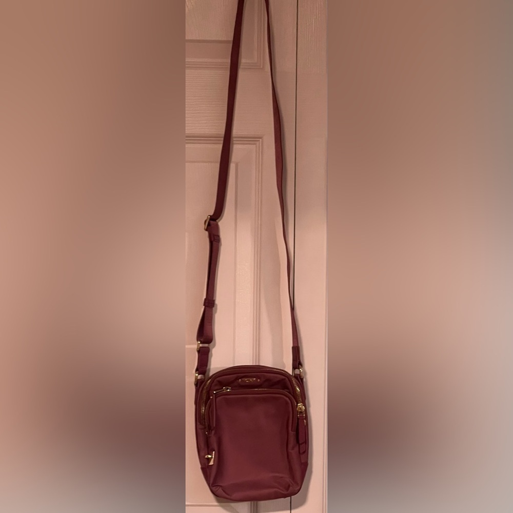 Tumi Voyageur Ruma Crossbody Bag in Rose Pink